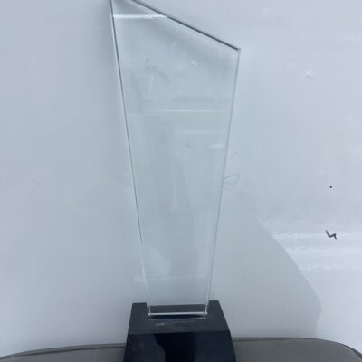fuera-004 Custom Crystal Trophy 04