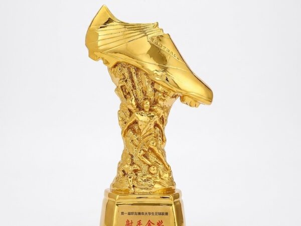out-008 Custom Resin Trophy 08